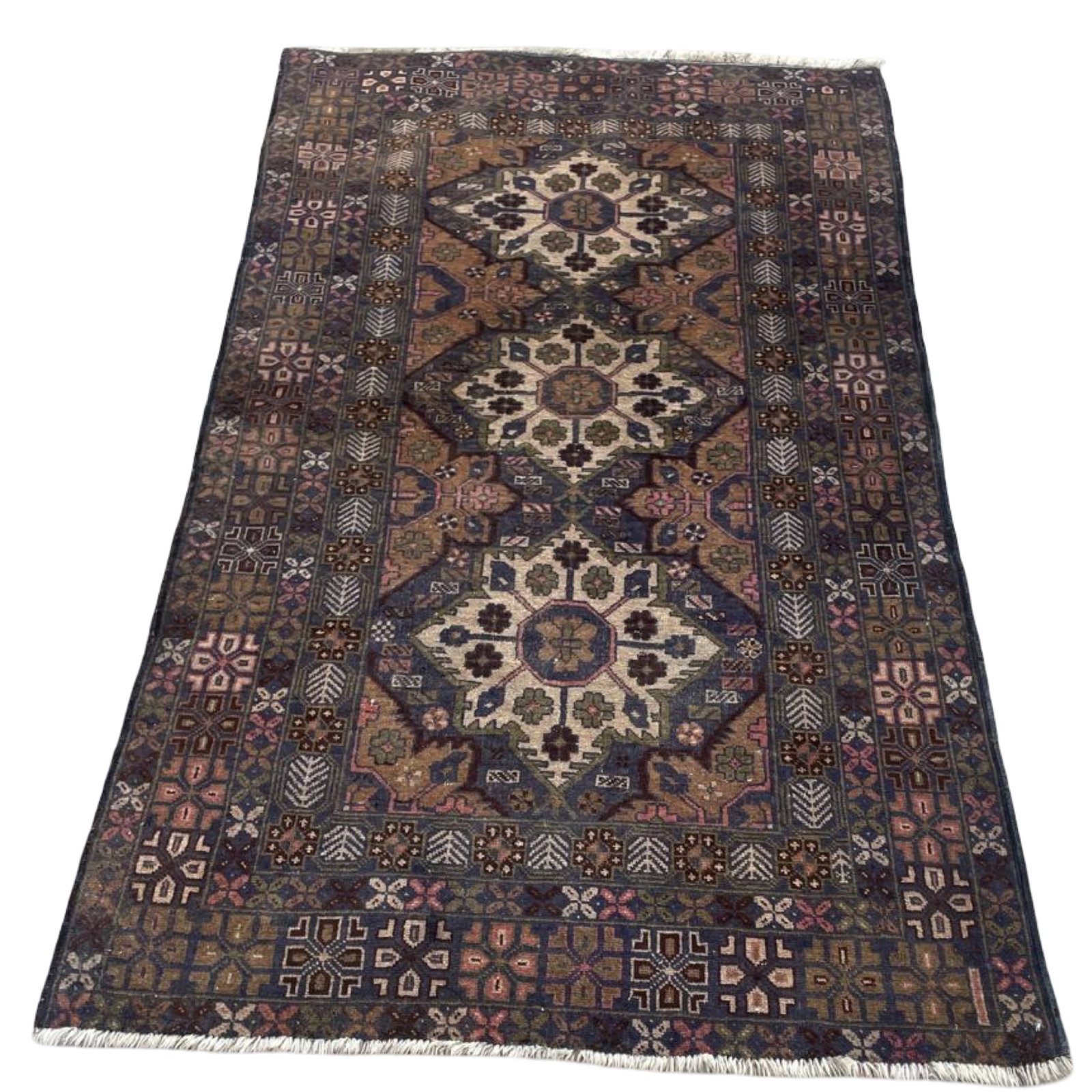 MEHABAD RUG 3'8 X 6'5: Mehabad rug 3'8 x 6'5