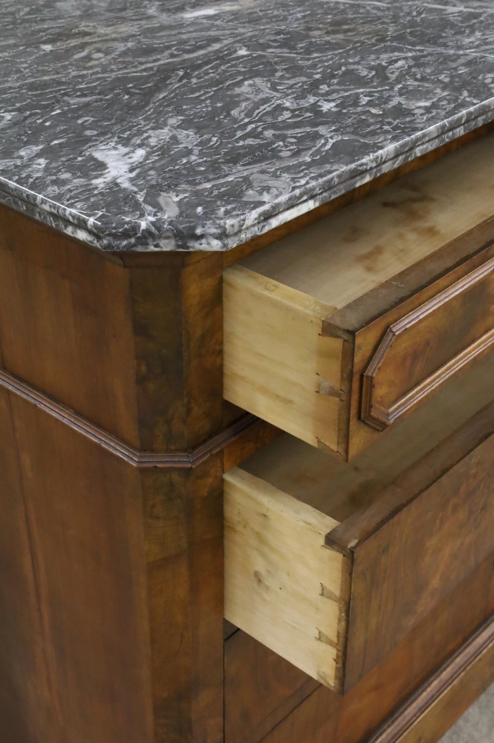 LOUIS PHILIPPE WALNUT COMMODE - 5