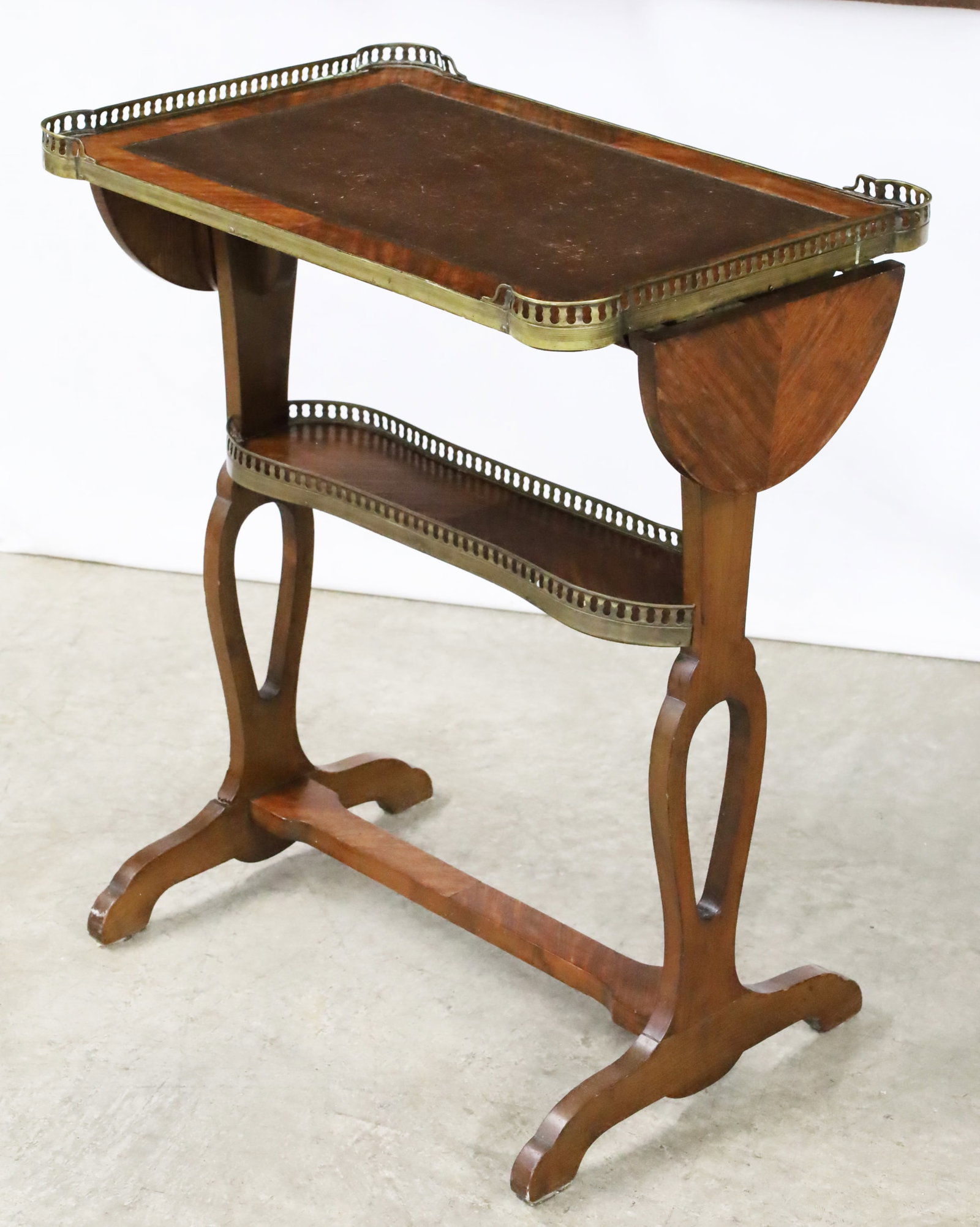 NAPOLEAN III MAHOGANY TRAY TOP SIDE TABLE - 3