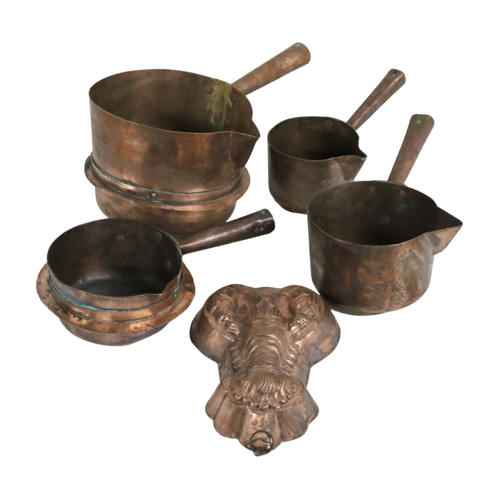 COLLECTION OF ANTIQUE COPPER KITCHENWARE (1 of 3)