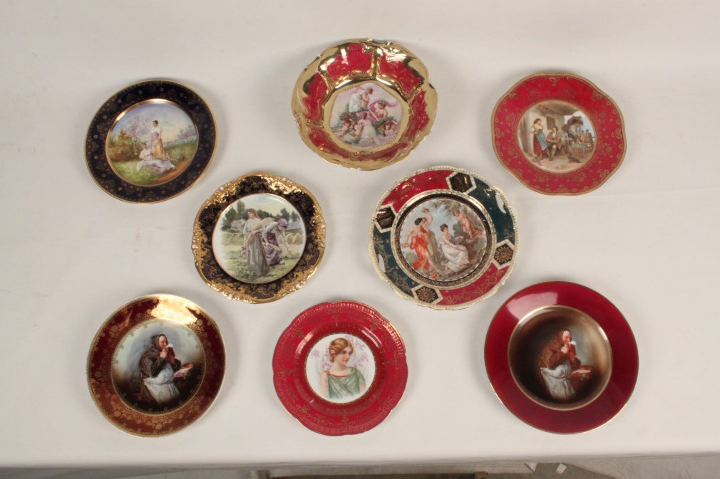 8 PIECE MISCELLANEOUS LOT OF HAND PAINTED PORCELAIN: 8 PIECE MISCELLANEOUS LOT OF VIENNA AND VIENNA TYPE HAND PAINTED PORCELAIN INCLUDING 7 PLATES WITH PAINTED CENTER RESERVES, ALONG WITH A 10" BOWL WITH FIGURAL PAINTED CENTER RESERVE; CONDITION: ONE PL