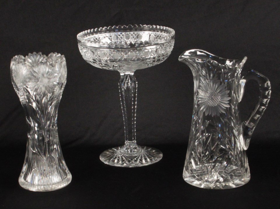 3 PIECE MISCELLANEOUS LOT OF AMERICAN "BRILLIANT: 3 PIECE MISCELLANEOUS LOT OF AMERICAN "BRILLIANT PERIOD" CUT GLASS WITH FLOWER DECORATION CONSISTING OF AN 11" COMPOTE, A 10" PITCHER, AND A 10.5" SCALLOPED TOP VASE