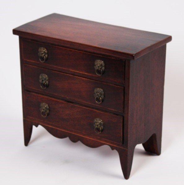 ENGLISH MINIATURE SHERATON MAHOGANY CHEST: ENGLISH MINIATURE SHERATON MAHOGANY 3 DRAWER CHEST ON SPLAY FEET, 19TH C.; 11"H X 12"W X 5.75"D