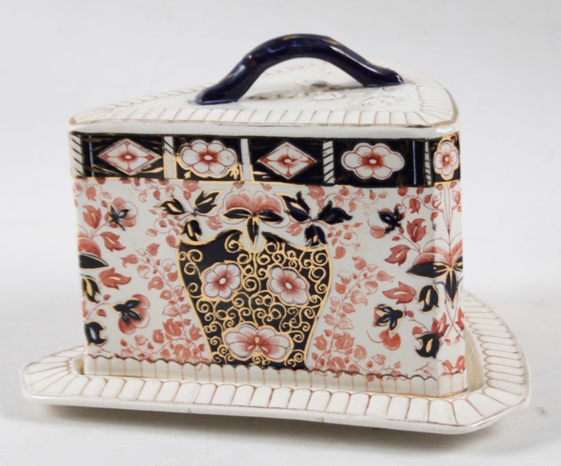 LARGE ENGLISH DERBY DECORATED CHEESE DISH: LARGE ENGLISH DERBY DECORATED CHEESE DISH; 6.5"H X 10"W X 10"D