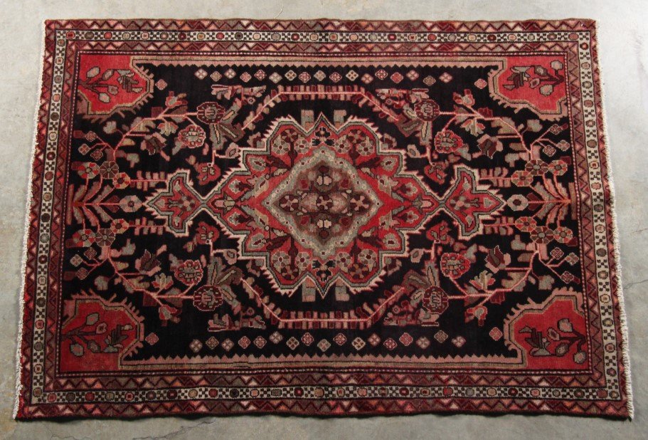 ORIENTAL RUG 4'6" X 6'4" HAMADAN: ORIENTAL RUG 4'6" X 6'4" HAMADAN
