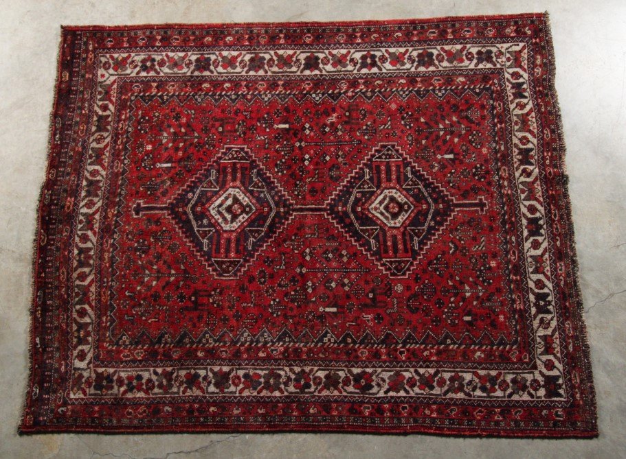ORIENTAL RUG 5'2" X 6'5" SHIRAZ: ORIENTAL RUG 5'2" X 6'5" SHIRAZ