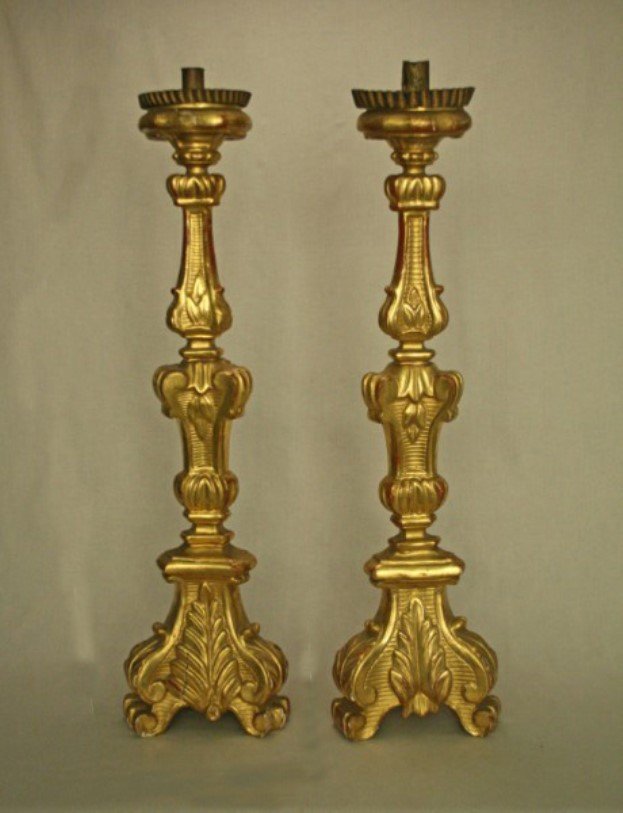 PAIR OF CARVED GILTWOOD ALTER CANDLESTICKS (1 of 1)