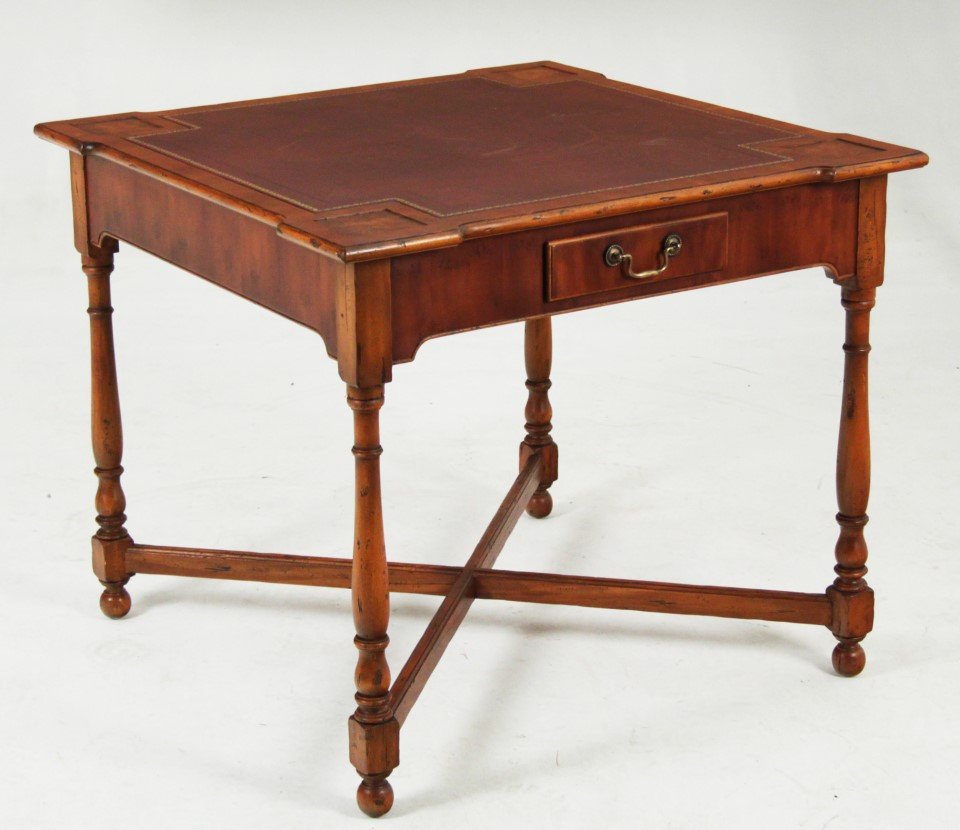 ENGLISH STYLE BURL YEWWOOD GAMES TABLE (1 of 1)