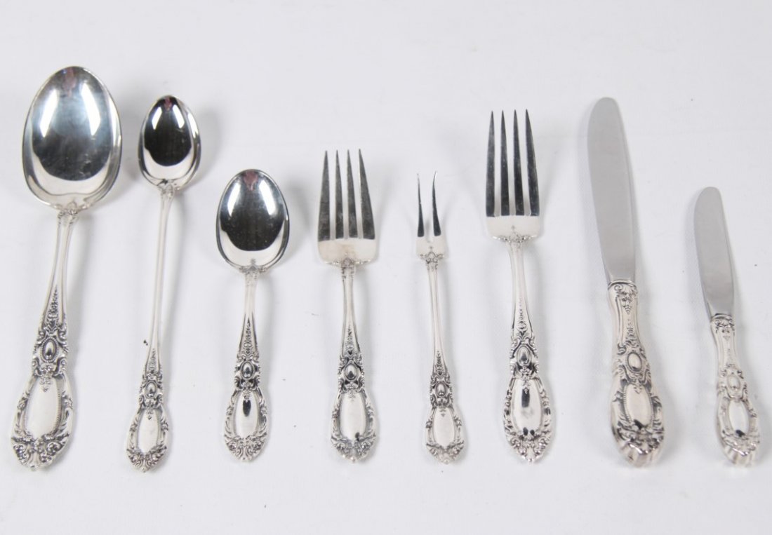 82 PIECE STERLING SILVER "KING RICHARD" PATTERN (1 of 4)