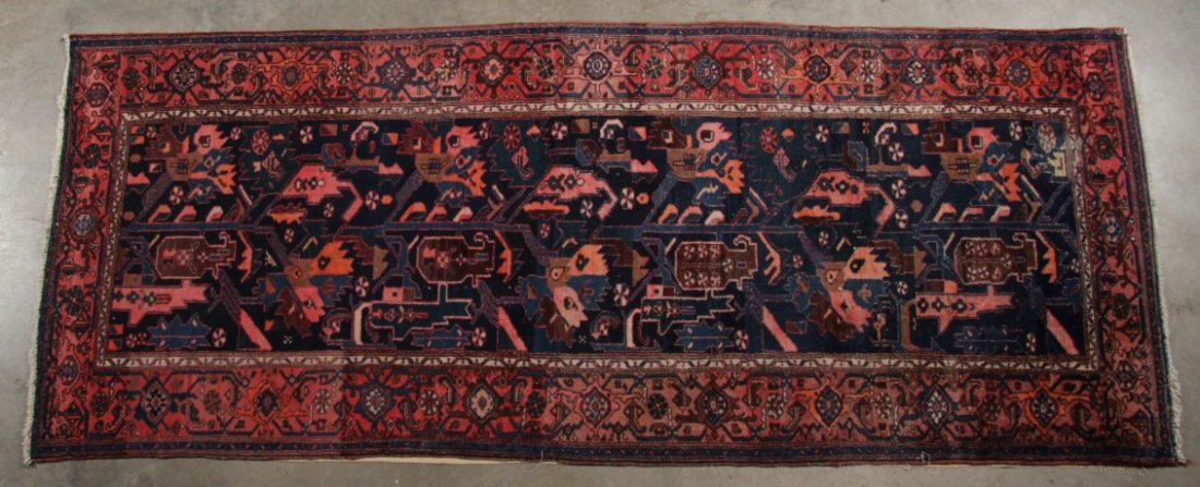 ORIENTAL RUG 4'4" X 10'7" LILIHAN: ORIENTAL RUG 4'4" X 10'7" LILIHAN
