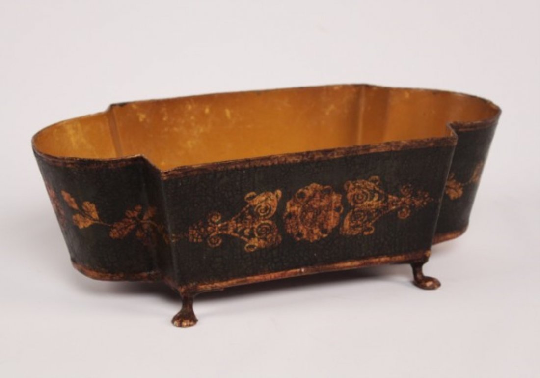 FRENCH REGENCY STYLE TOLE FOOTED PLANTER (1 of 1)