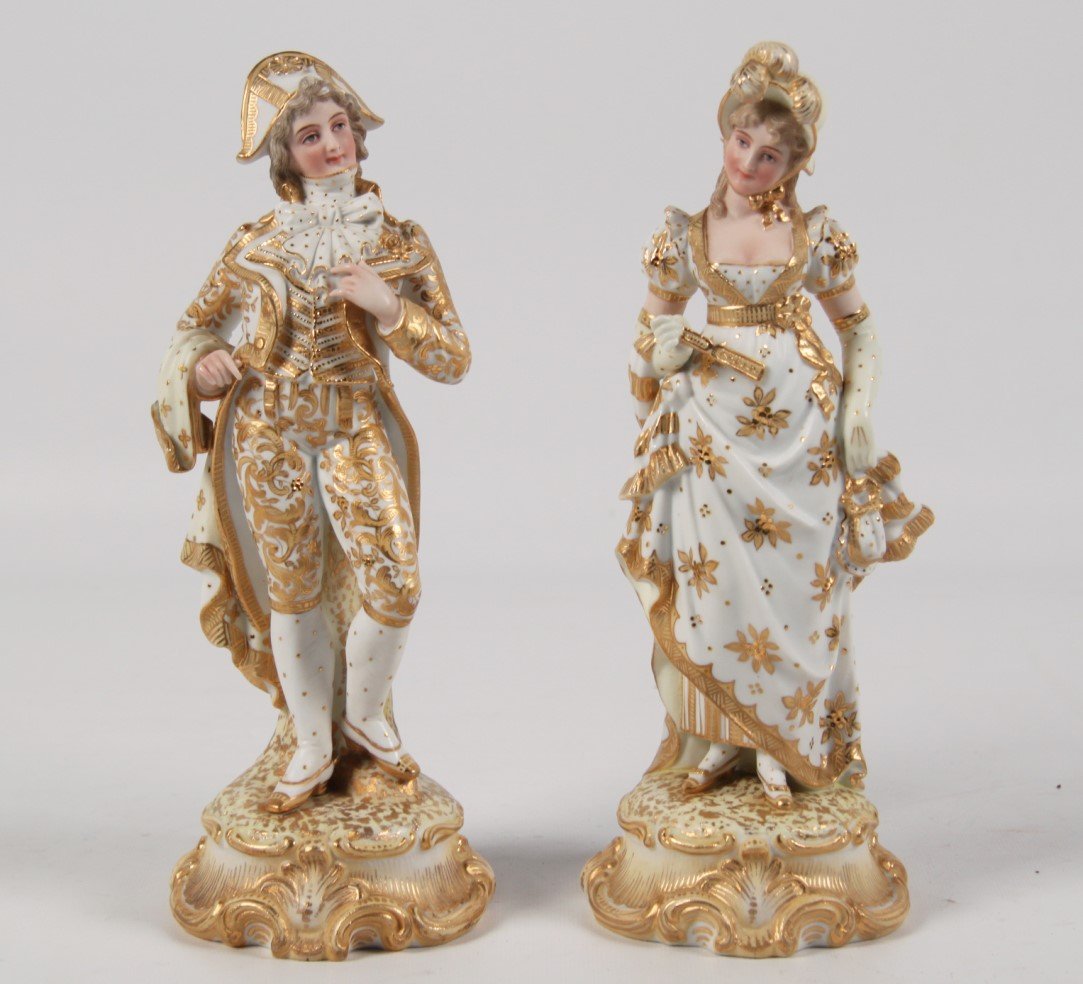 PAIR OF CONTINENTAL PORCELAIN FIGURES (1 of 3)