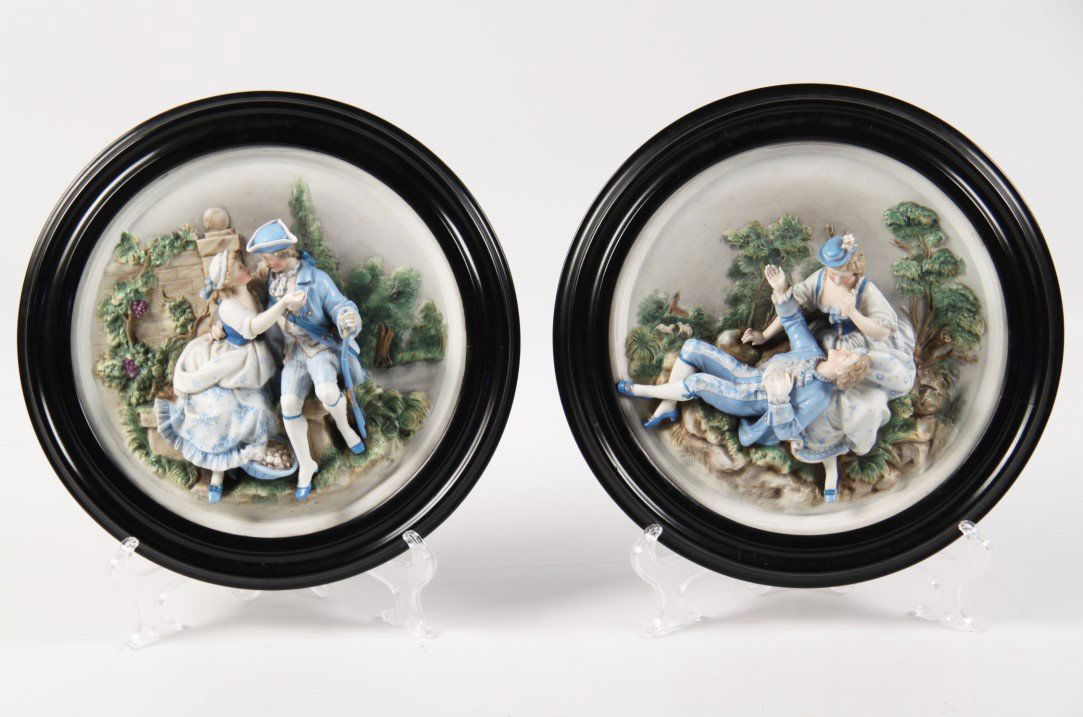 PAIR OF GERMAN BAVARIAN PORCELAIN PLAQUES (1 of 2)