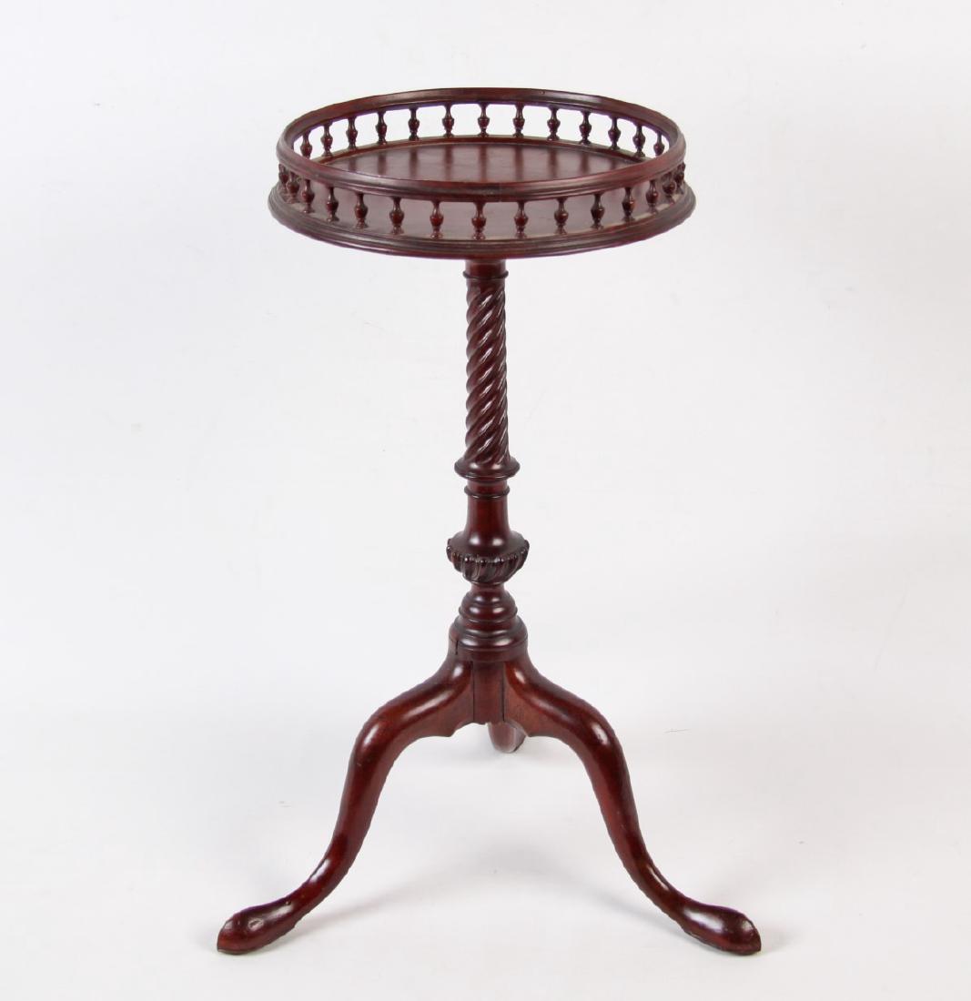 GEORGIAN MAHOGANY GALLERY TOP KETTLE STAND (1 of 2)