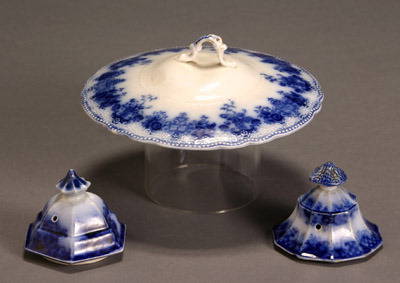 W. H. Grindley Flow Blue 'Doris' Casserole Cover and: W. H. Grindley Flow Blue 'Doris' Casserole Cover and Two Teapot Lids Diameter of casserole cover: 8-1/8 in
