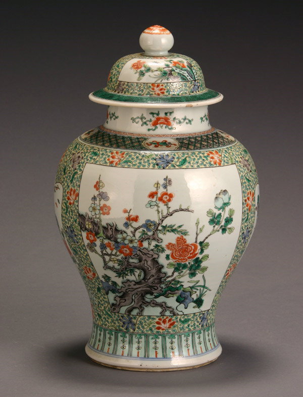 Chinese 'Famille Verte' Covered Urn Guangxu Period