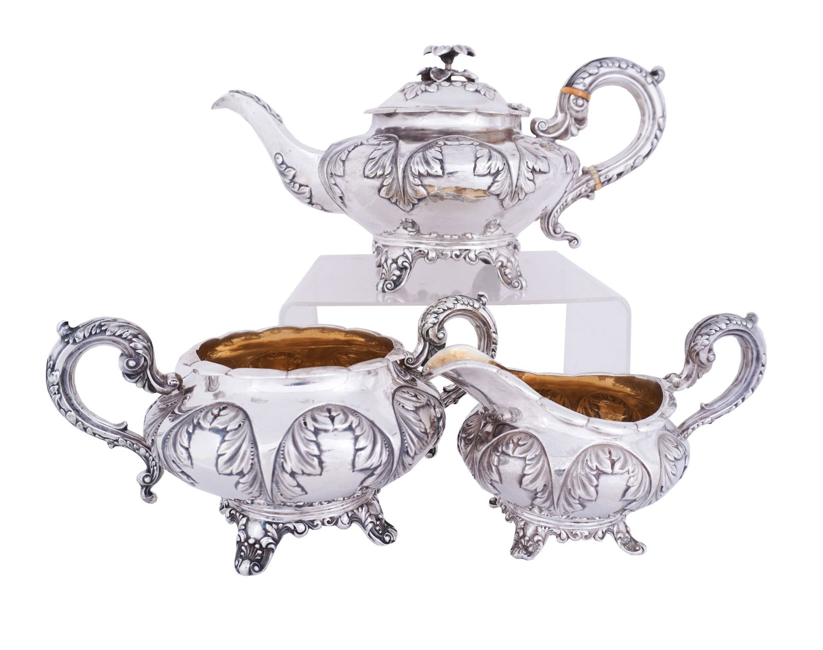 William IV Silver Three-Piece Tea Set, William Hewitt, 1836, Total gross weight: 46.8 ozt (1 of 3)