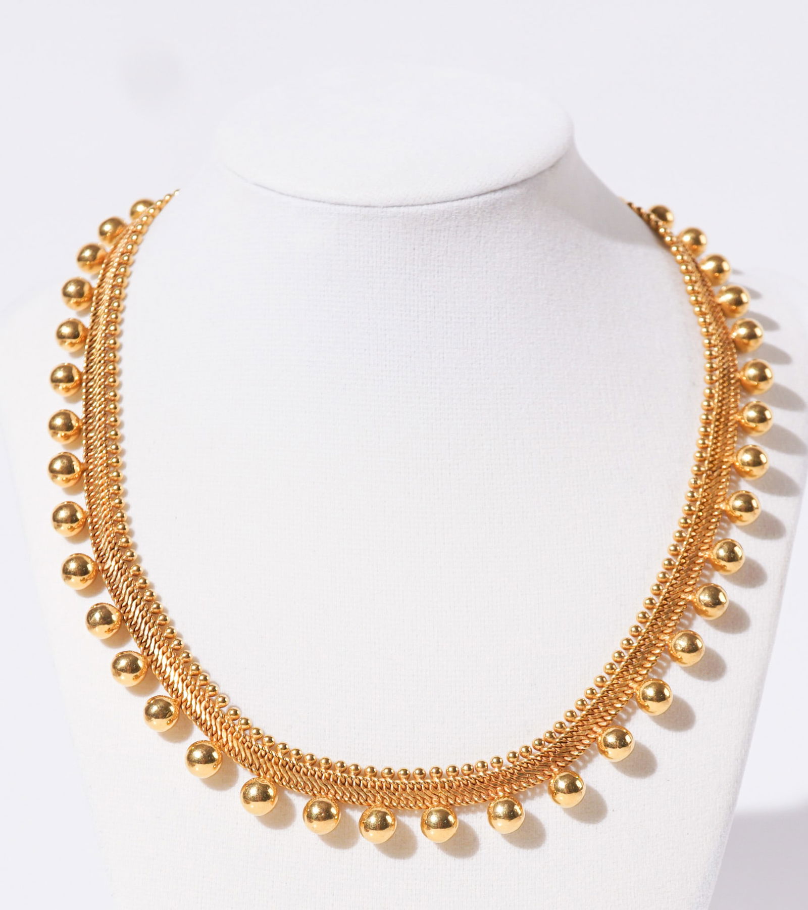 20-Karat Yellow-Gold Necklace, Weight: 35.1 dwt., Length: 18 in (45.7 cm): 20-Karat Yellow-Gold NecklaceWeight: 35.1 dwt.Length: 18 in (45.7 cm)