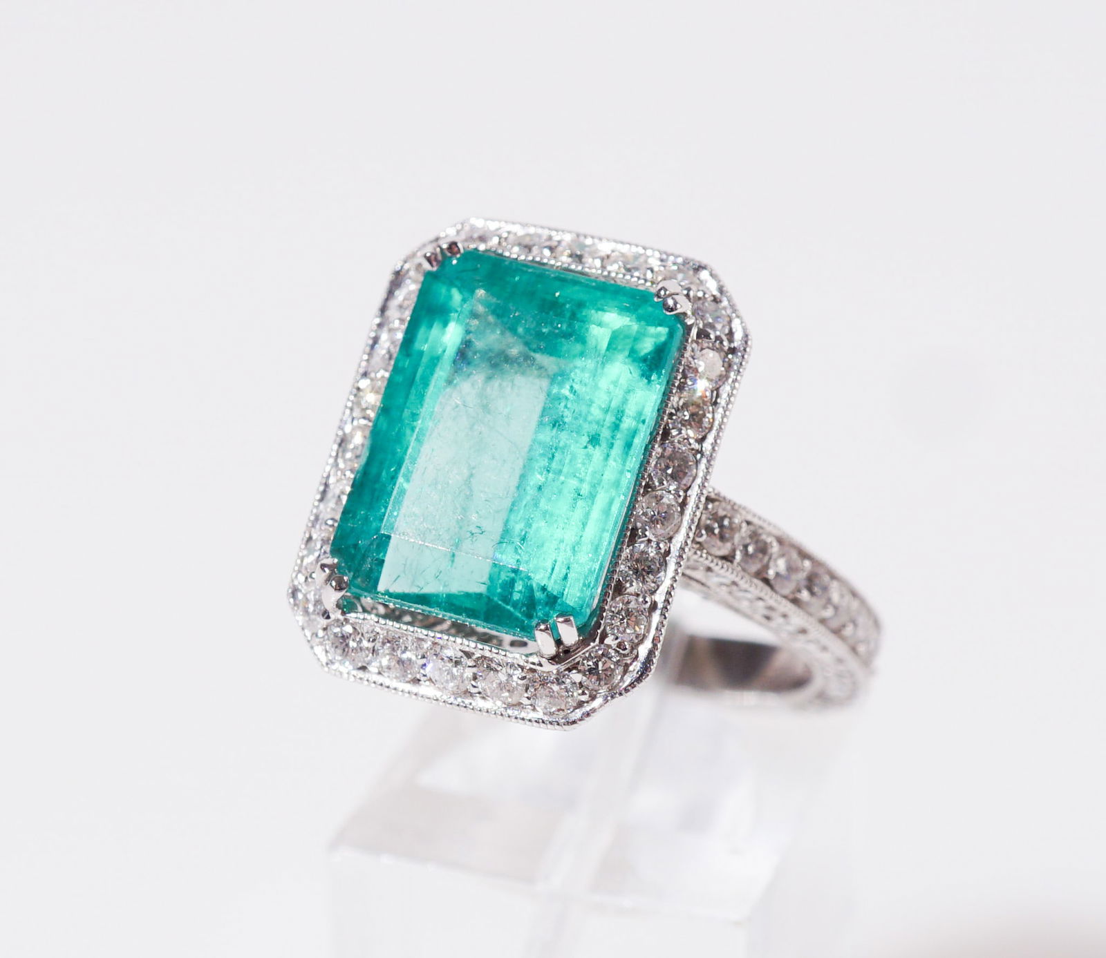 18-Karat White-Gold, Emerald and Diamond Ring, Gross weight: 6.5 dwt., Shank size: 7-3/4 (1 of 2)