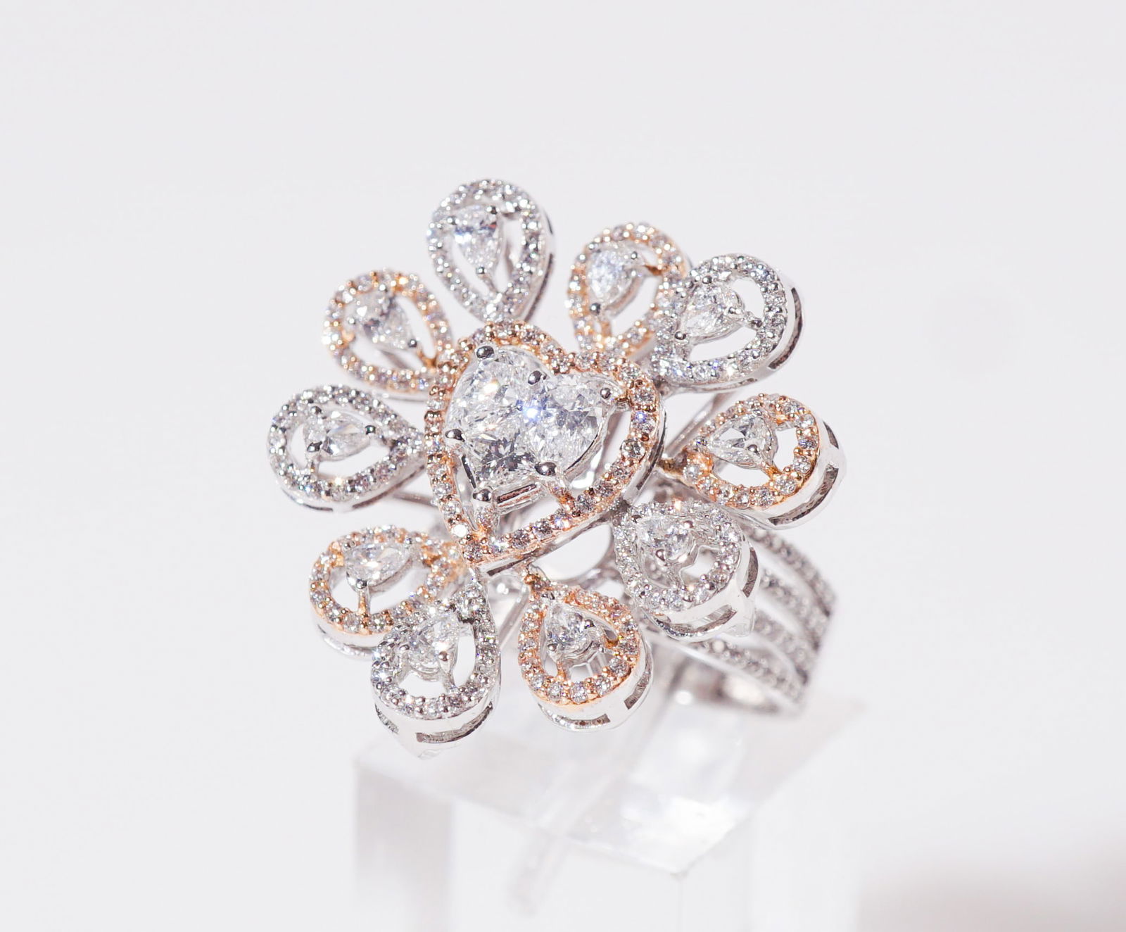 18-Karat White-Gold and Diamond Ring, Gross weight: 6.3 dwt., Shank size: 5-3/4 (1 of 2)
