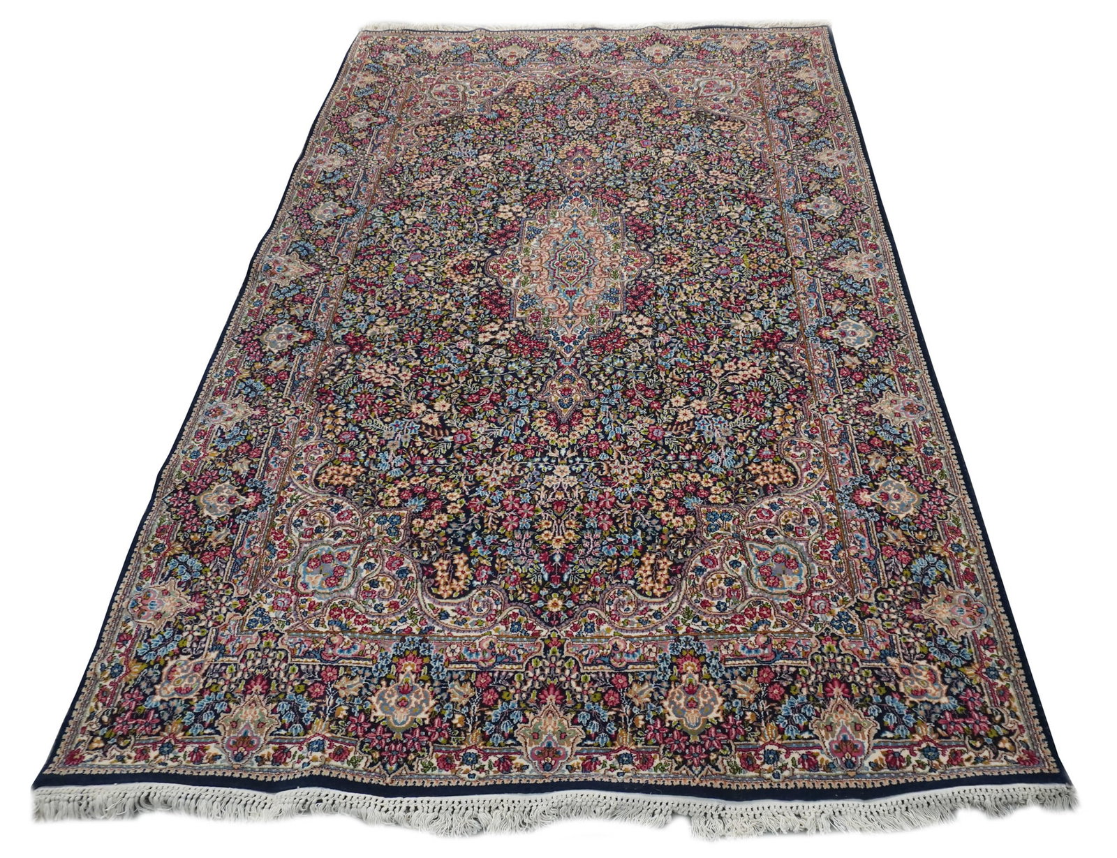 Kerman Rug, Second Quarter 20th Century, 8 ft 7 in x 5 ft 2 in (262 x 158 cm) (1 of 1)