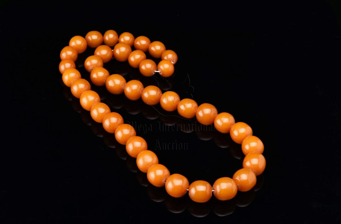 NATURAL AMBER BEAD BRACELET (1 of 3)