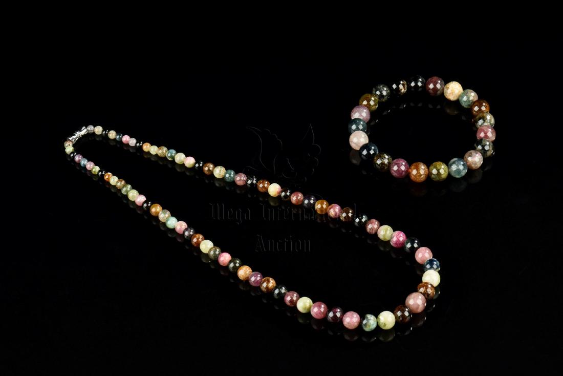 TOURMALINE NECKLACE AND BRACELET (1 of 4)