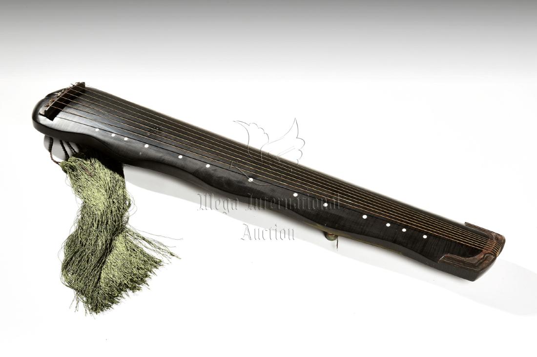 BLACK LACQUER AND JADE DECORATED SEVEN-STRING MUSICAL (1 of 12)