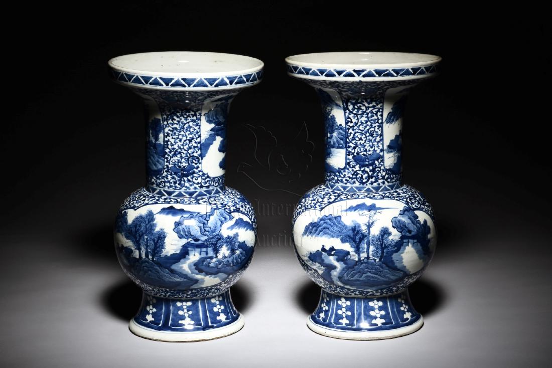 PAIR OF BLUE AND WHITE OPEN MEDALLION 'LANDSCAPE (1 of 10)