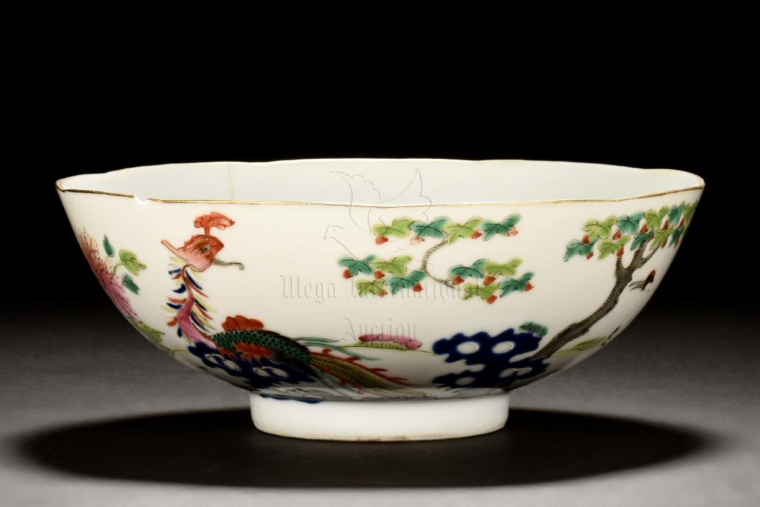 FAMILLE ROSE 'FLOWERS AND BIRDS' BOWL (1 of 8)