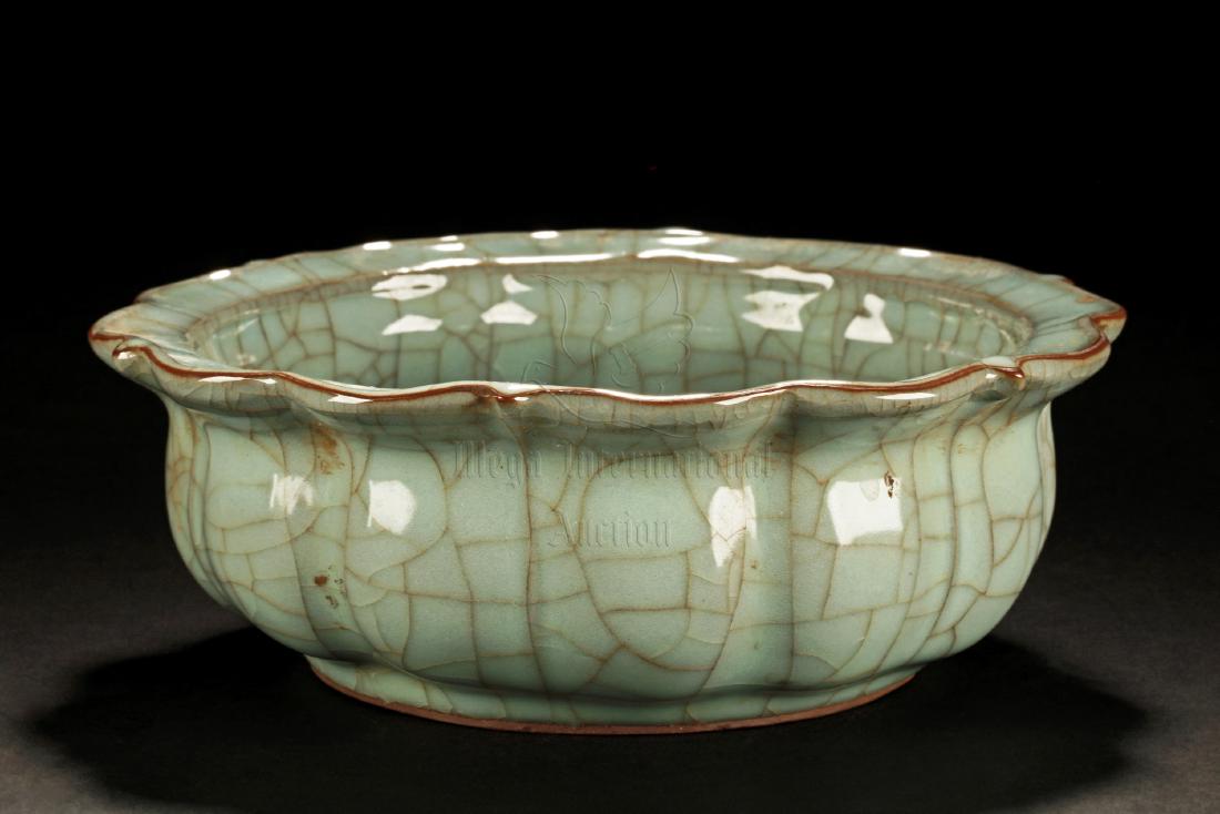 CELADON GLAZED FLORIFORM WASHER (1 of 8)