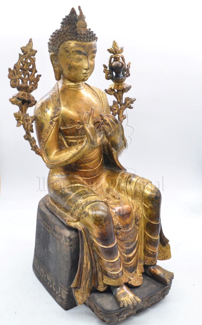 GILT BRONZE CAST SHAKYAMUNI SEATED FIGURE (1 of 7)