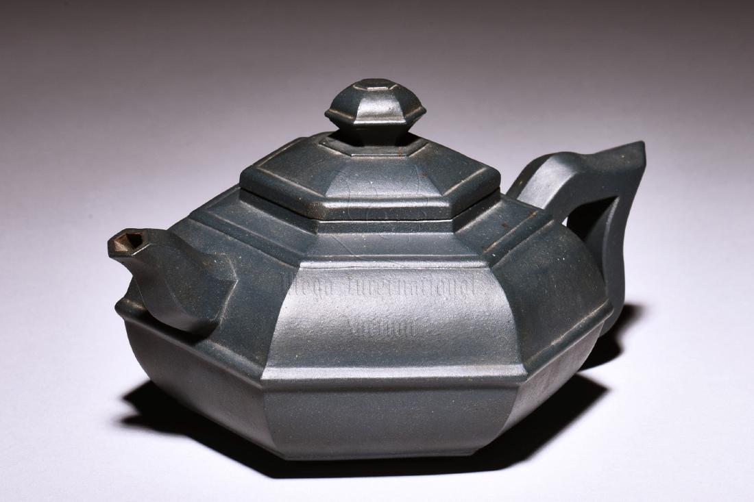 YIXING ZISHA HEXAGONAL TEAPOT (1 of 7)