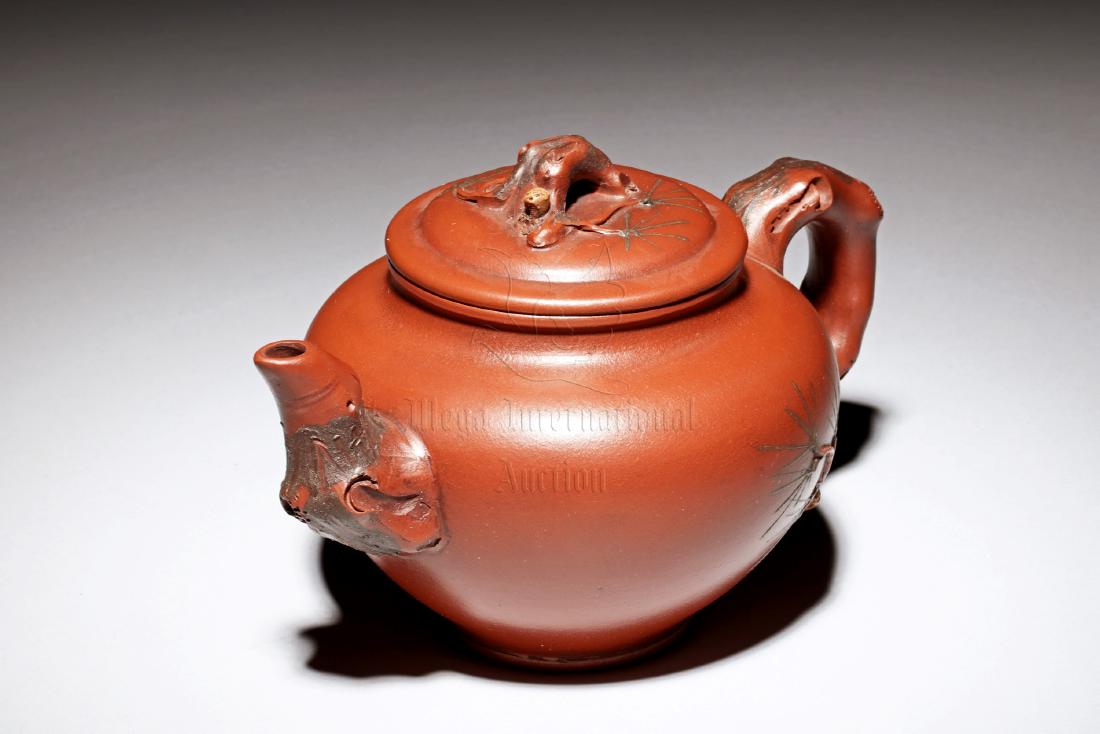 YIXING ZISHA 'PINE TREE' TEAPOT (1 of 6)