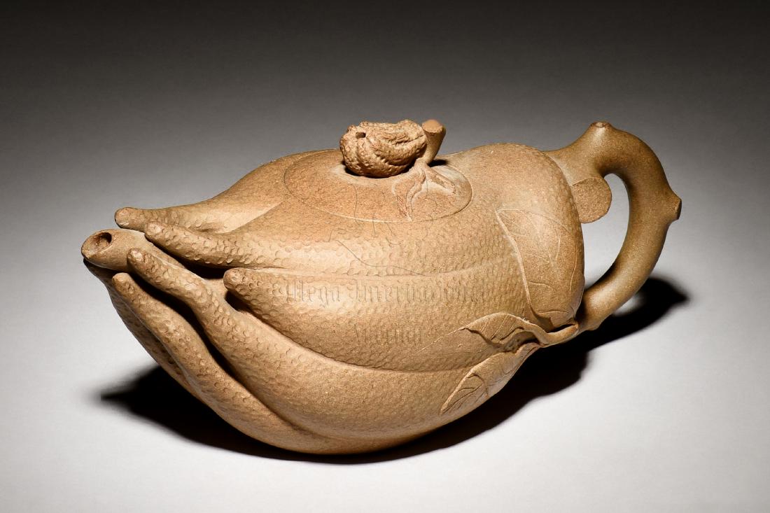 YIXING ZISHA 'BUDDHA'S HAND' TEAPOT (1 of 8)