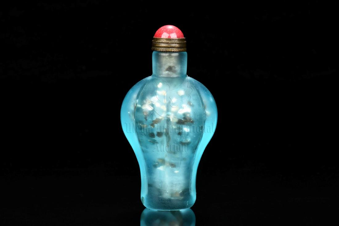 BLUE GLASS MELON LOBED SNUFF BOTTLE (1 of 7)