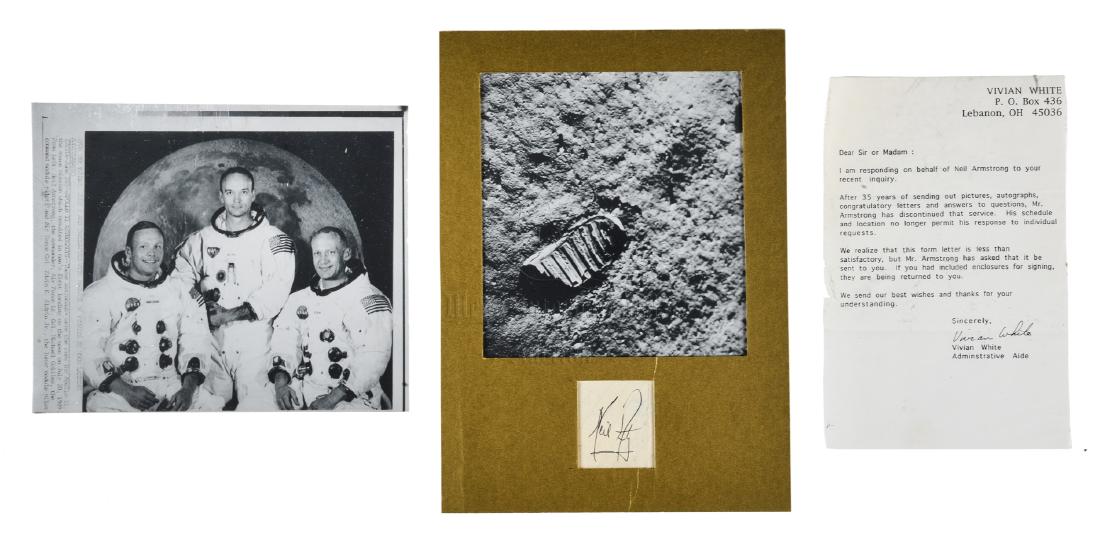 ASTRONAUT NEIL ARMSTRONG SIGNED PHOTO (1 of 7)