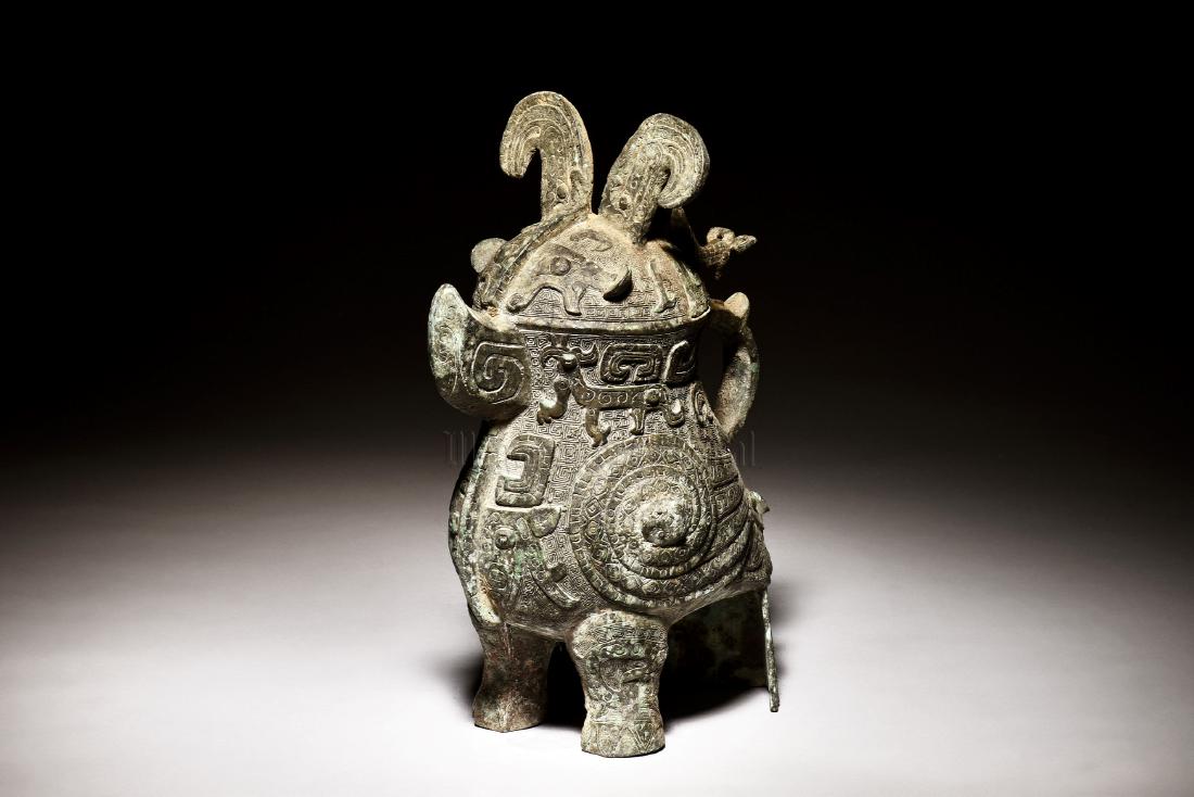 ARCHAIC BRONZE CAST 'MYTHICAL BEAST' RITUAL VESSEL WITH (1 of 13)