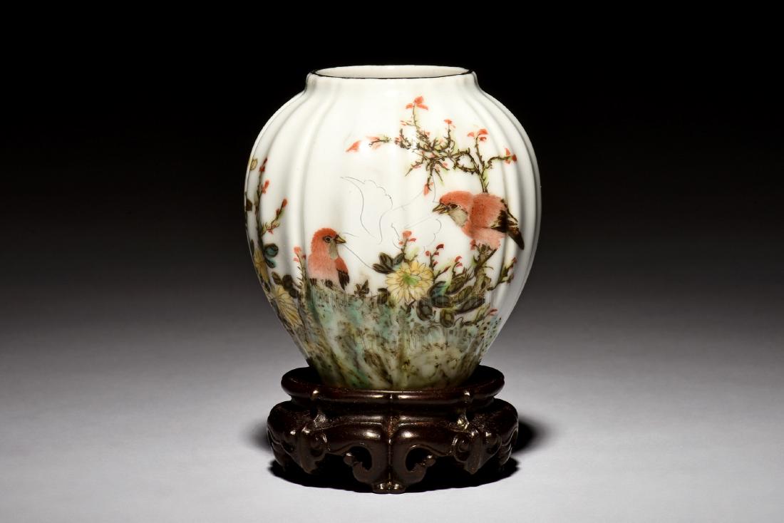 FAMILLE ROSE 'FLOWERS AND BIRDS' JAR WITH WOODEN STAND (1 of 9)