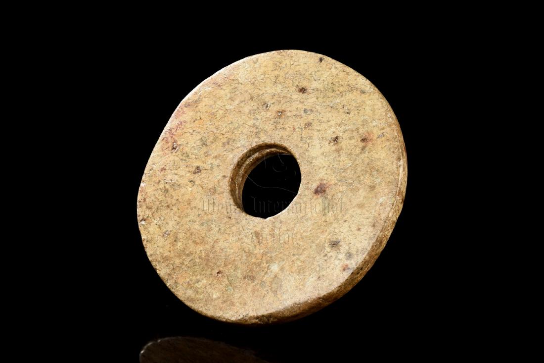 ARCHAIC JADE DISC ORNAMENT, BI (1 of 9)