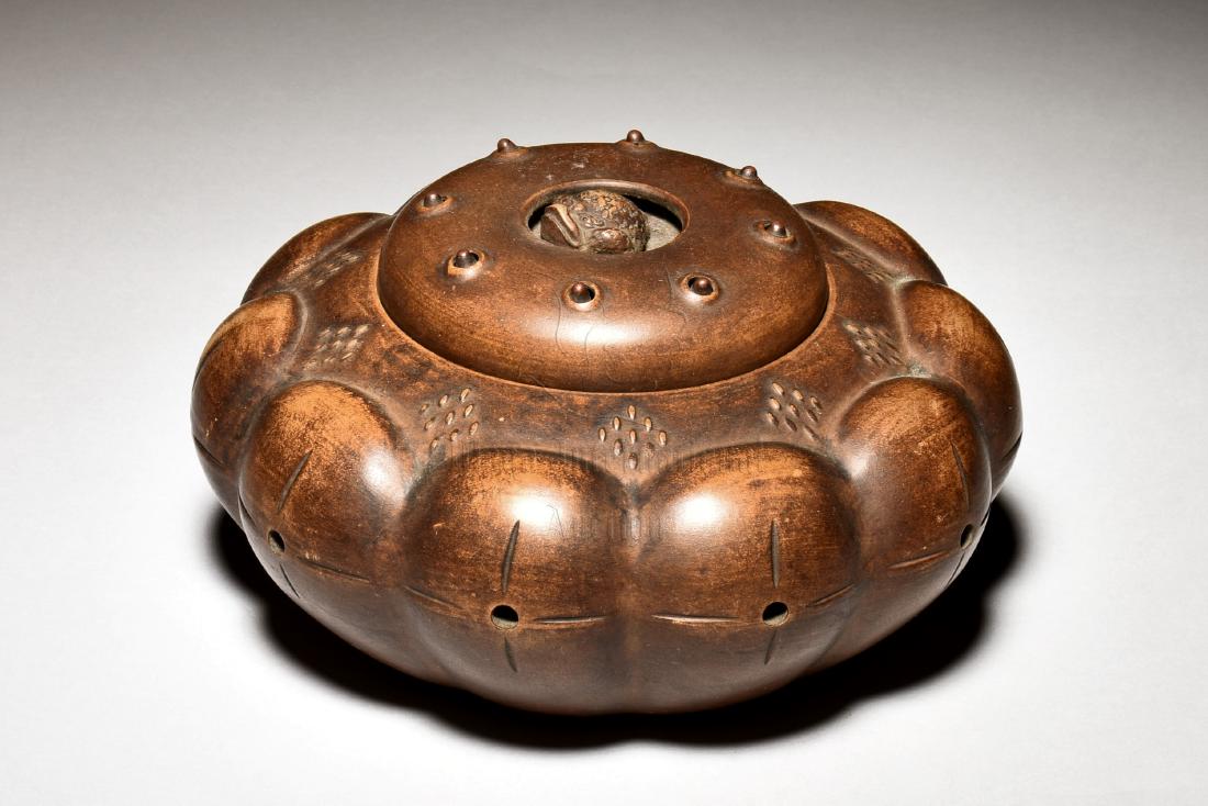 YIXING ZISHA 'MYTHICAL BEAST' BOX WITH COVER (1 of 6)