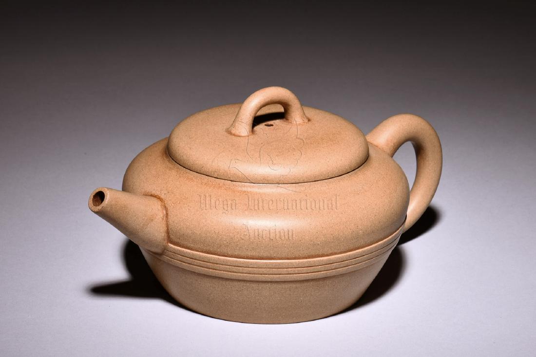 YIXING ZISHA TEAPOT (1 of 6)