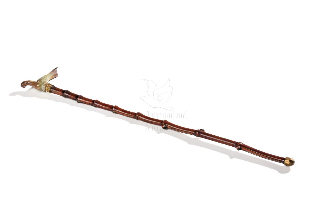 WOODEN CANE WITH ARCHAIC JADE CARVED ORNAMENT (1 of 7)