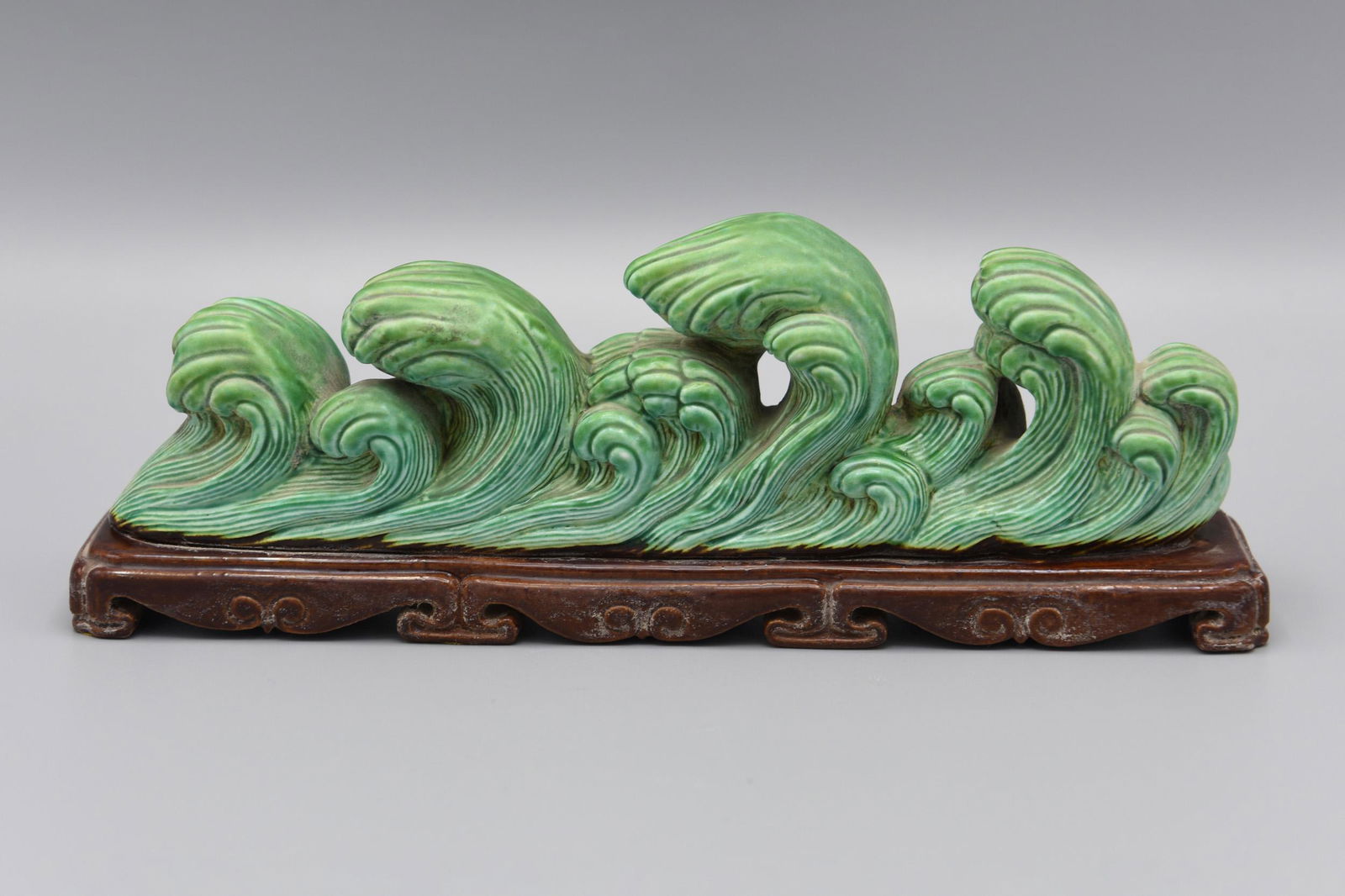 TURQUOISE GLAZED 'OCEAN WAVE' BRUSH REST WITH STAND (1 of 7)