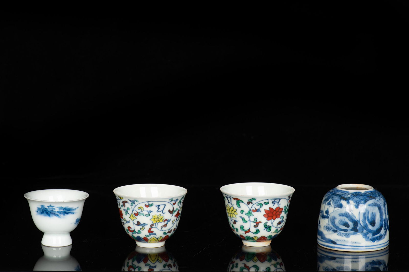 GROUP OF FOUR PORCELAIN WARES (1 of 11)