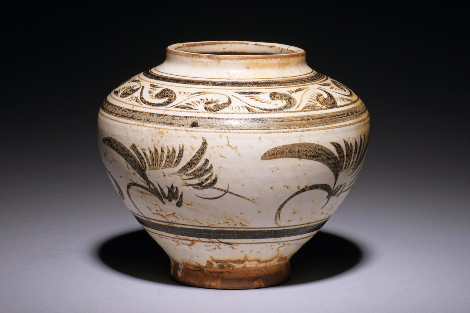 CIZHOU WARE 'FLOWERS' JAR (1 of 5)