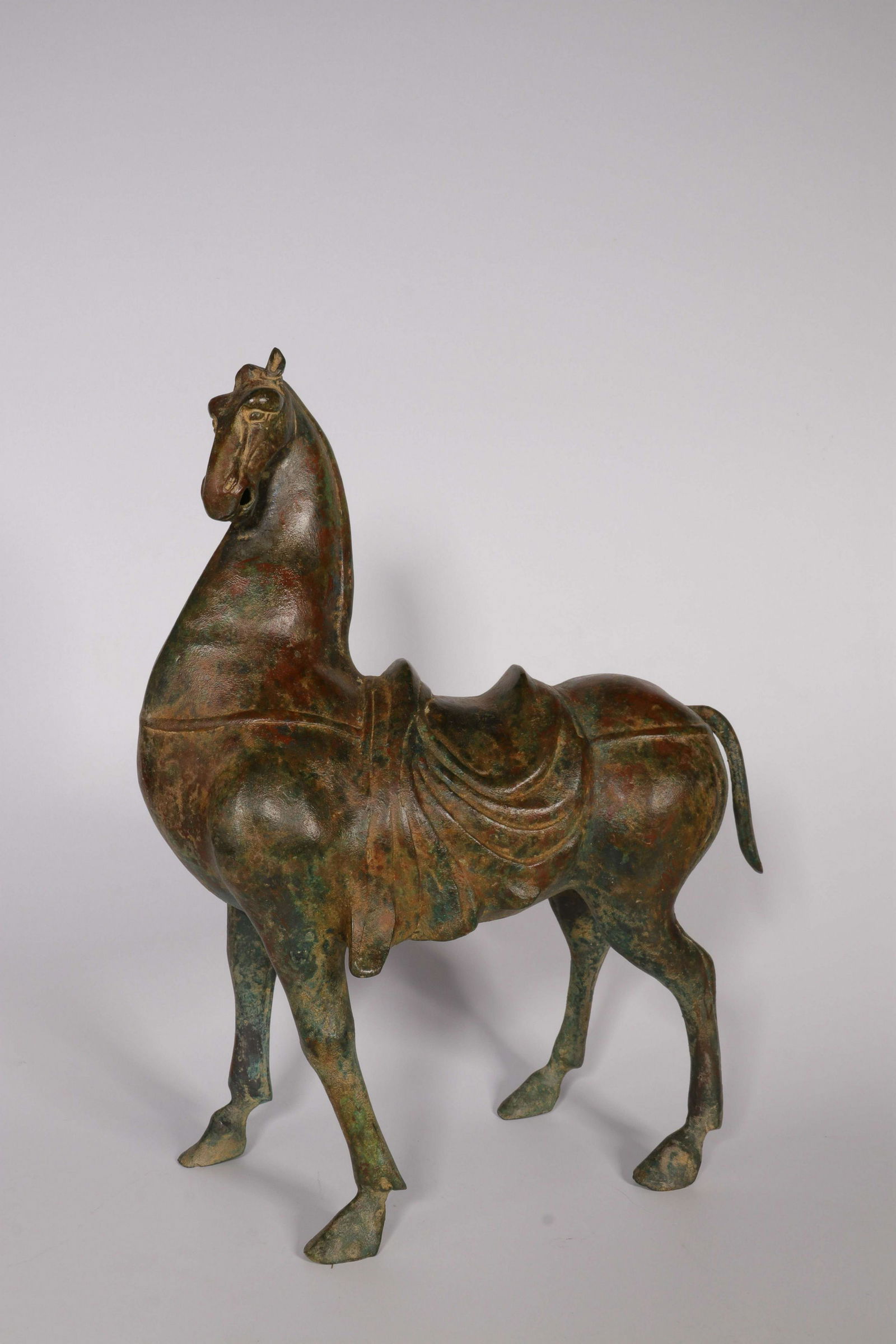 ARCHAIC BRONZE CAST 'HORSE' FIGURE (1 of 9)