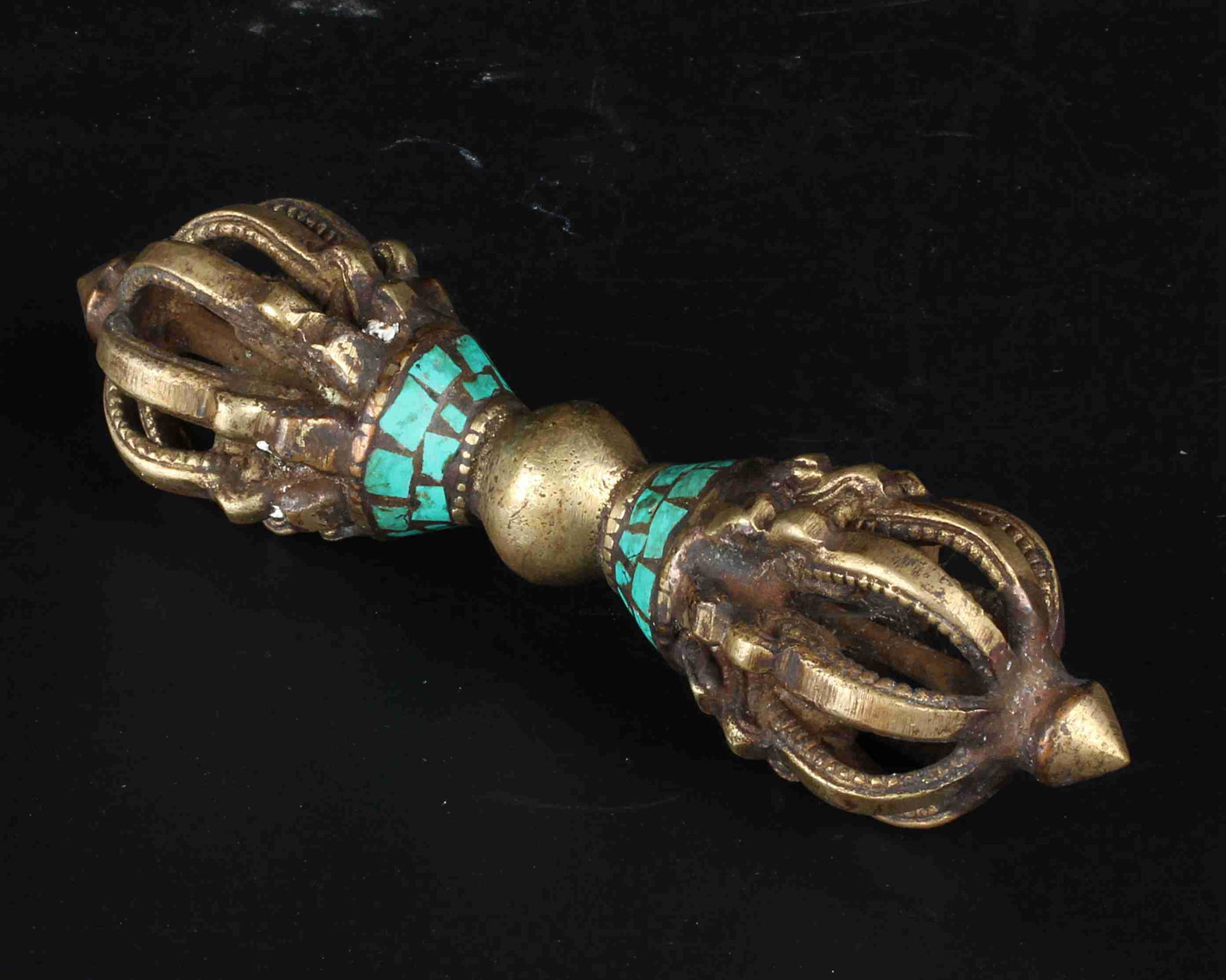 A CHINESE BRONZE VAJRA PESTLE INLAID WITH TURQUOISES, (1 of 4)