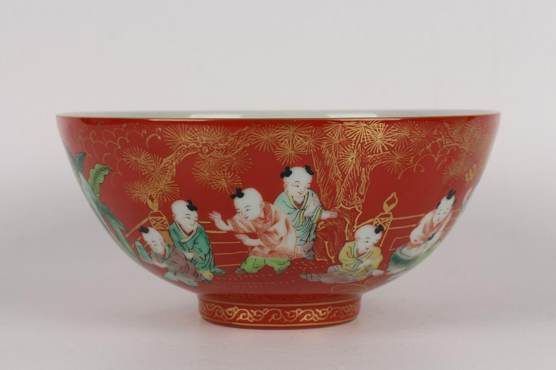RED GROUND GILT FAMILLE ROSE KIDS PLAYING BOWL (1 of 9)