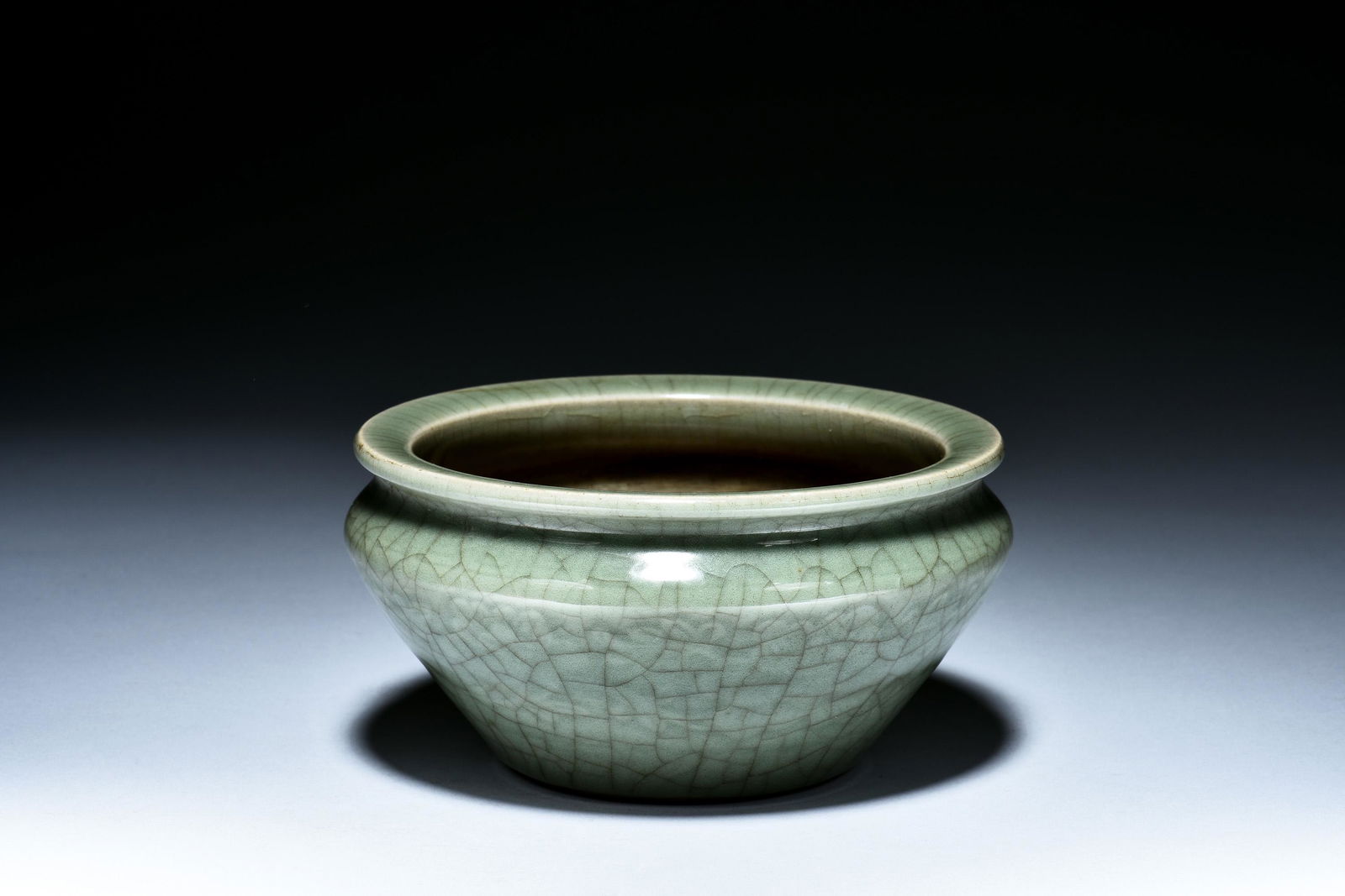 LONGQUAN KILN CELADON GLAZED CENSER (1 of 5)